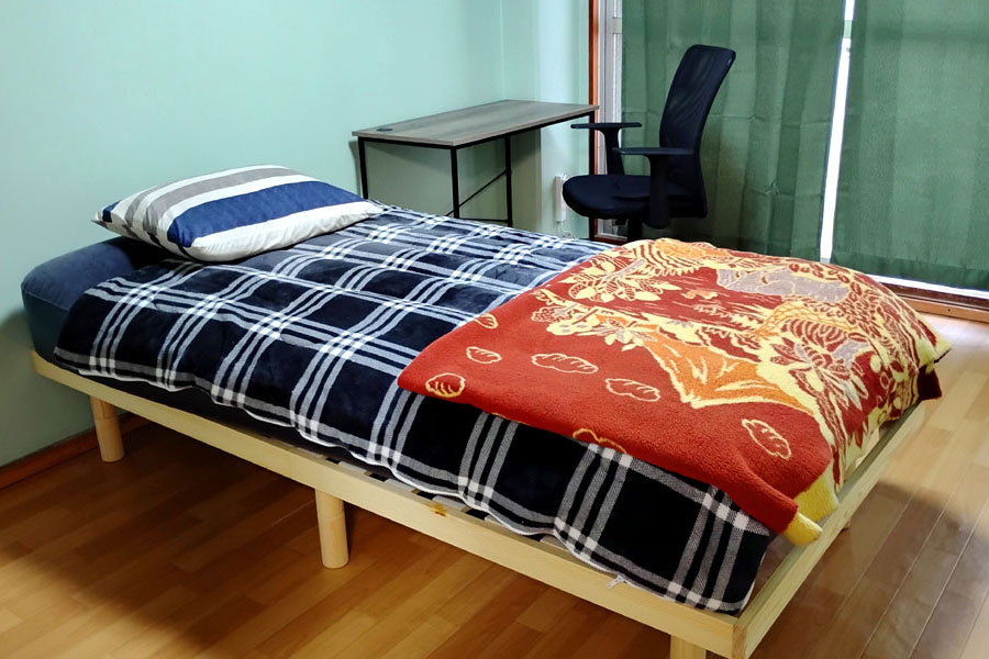 Furnished Room 3